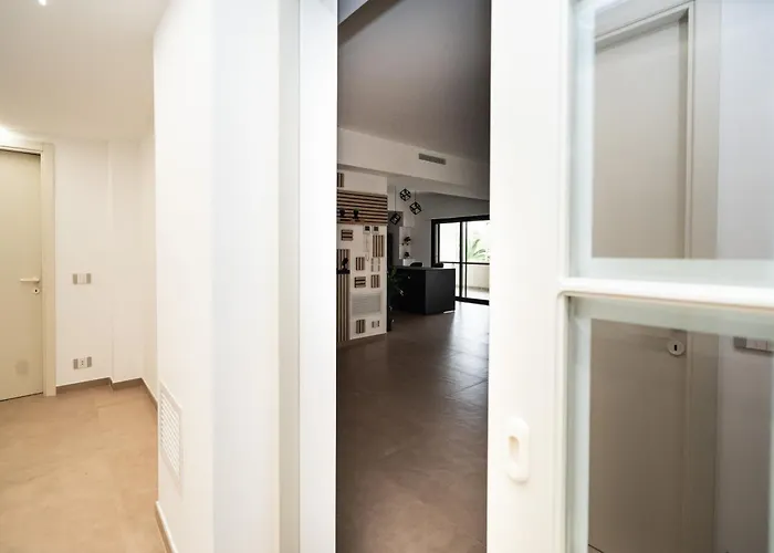 Jonio 玛里纳吉尔萨罗